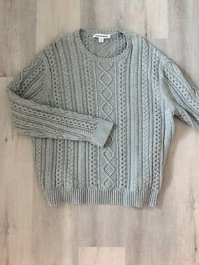 Amazon Essentials Men's Cable Knit Crewneck Sweater - Light Gray